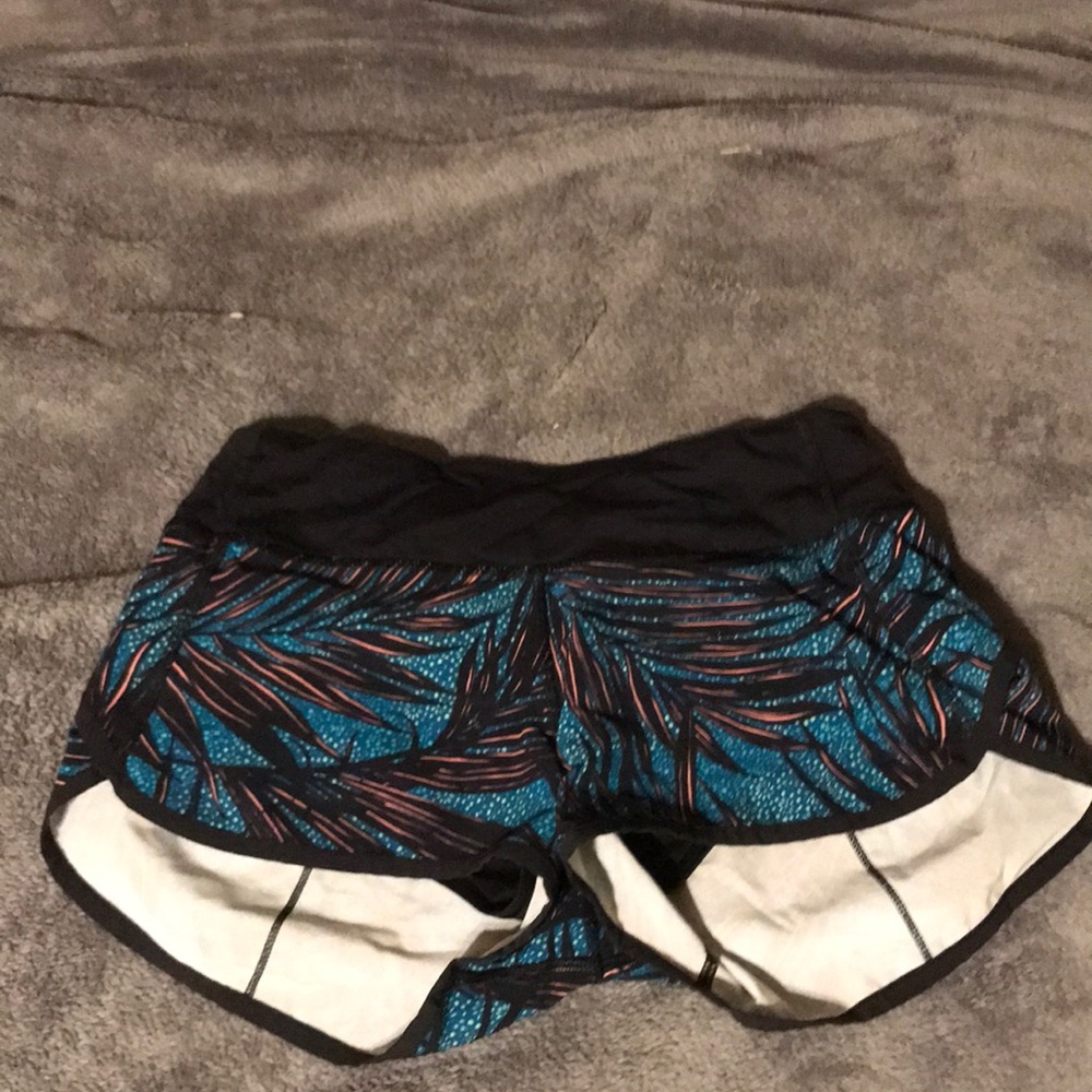 Lululemon short
